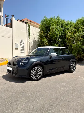 MINI Cooper C  - 3 Years Warranty - 3 Years Free Service. Free insurance - Window tint