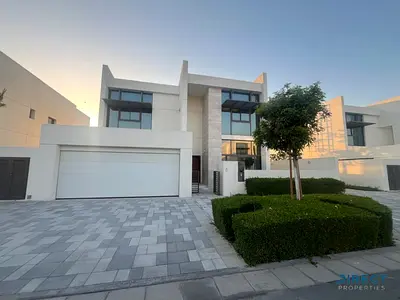 Large Layout | Prime Location | Private Pool