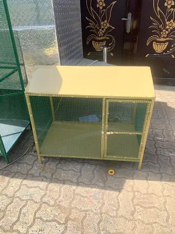 New metal rabbit/rodent hutch - good condition