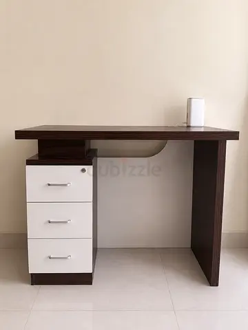 Computer/study table