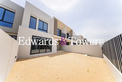 Brand New | 3 Bed+Maid | Internal | Available June
