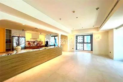 Luxury Upgraded | 3 bed plus maids | Full Sea View