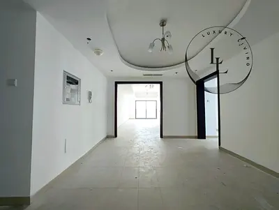 Lush sea view 3bhk with Gym, pool. Chiller parking free
