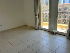 SPACIOUS STUDIO | JVC | FAMILY-LIVING
