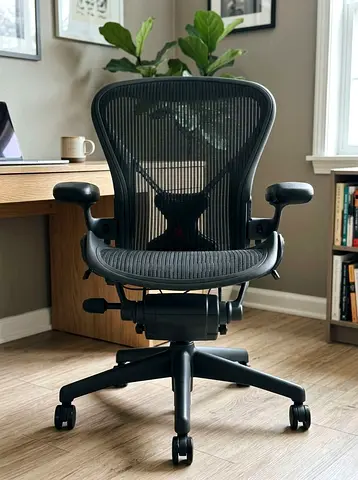 Herman Miller Aeron Used Like New for sale