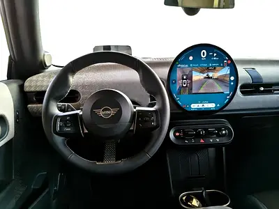 صورة 8 لـ 2025 MINI COOPER