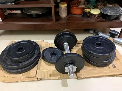 Adjustable Dumbbell Set with Weight Plates (Used)