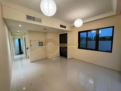 SINGLE ROW | 3 BED+MAID | CLOSED KITCHEN LAYOUT