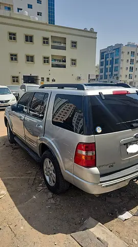 Ford Explorer XLT 2010 - American Specs - Well Maintained