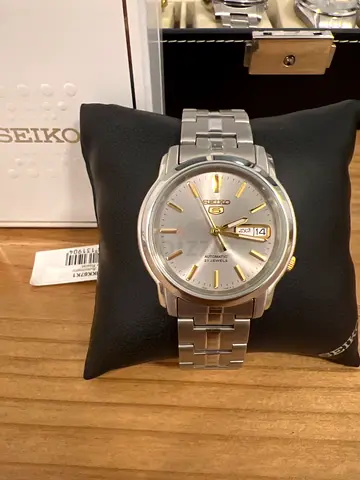 Seiko 5 Automatic Mens Stainless Steel Watch - Silver Dial, Day/Date