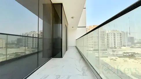 BRAND NEW 2BR | CHILLER FREE | CLOSE KICTHEN | LUXURY FINISHES