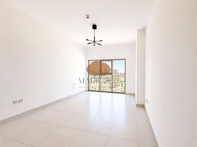 SPACIOUS | BRIGHT | WELL MAINTAINED