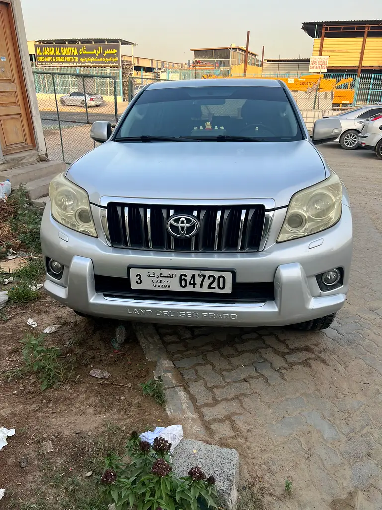 Toyota Prado 2011 — photo 1 of 7