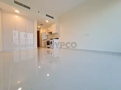 Stylish Studio Apartment | Vacant | 4 CHQs