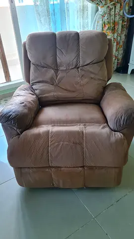 Brown Recliner Armchair -  Manual - Comfortable Single Seater
