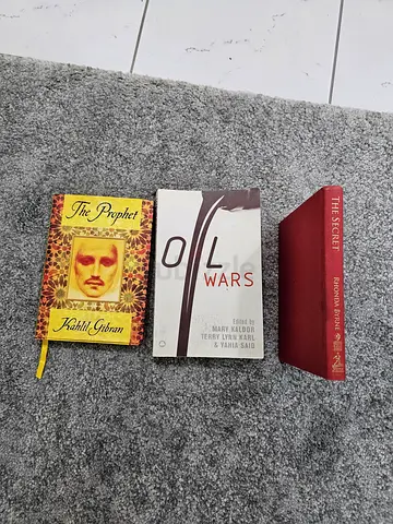 3-Book Bundle – The Prophet (Gibran) + Oil Wars + The Secret (Rhonda Byrne) | 80 AED