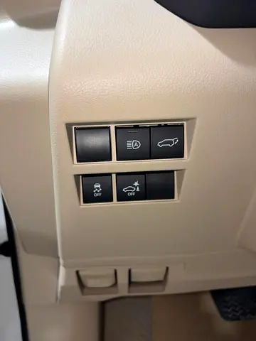 2026 Toyota LAND CRUISER photo 10
