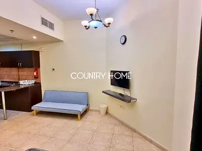 Chic Studio with Balcony | Great Deal