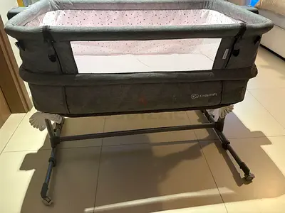 Kindersafe bedside bassinet / cradle - grey