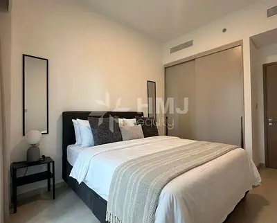 Modern Luxury Living | Stylish Urban Retreat