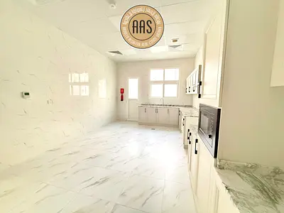 Spacious Corner Villa 4Bhk with All master bedrooms pentry Maids room Laundry Big Kitchen