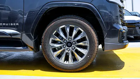 2025 Toyota LAND CRUISER 照片 7