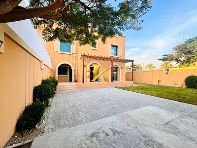 VASTU COMPLIANCE | RENTED | MOTIVATED SELLER