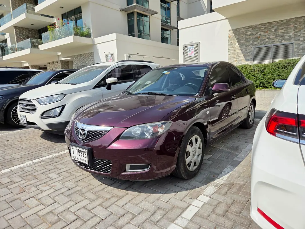 Mazda 3 2008 — photo 1 of 9