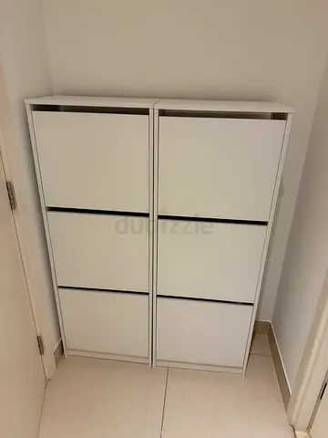 White 6-Panel Sliding Wardrobe / Armoire - Good Condition
