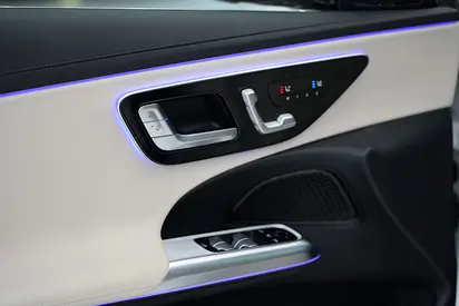 Mercedes-Benz E-Class E 200, миниатюра 15