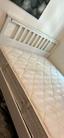 Queen bed (IKEA)