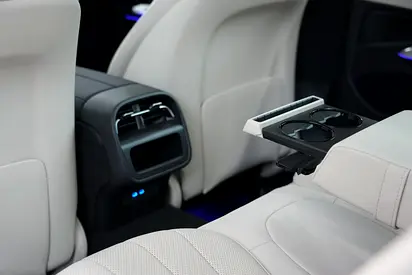 Mercedes-Benz E-Class E 200, миниатюра 17