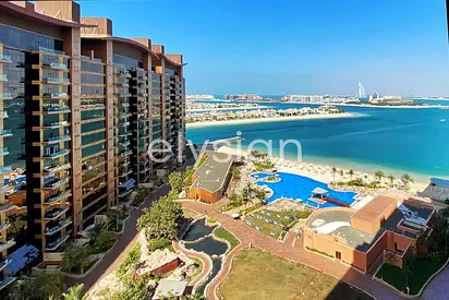 Stunning Location I Upgraded I Vacant July