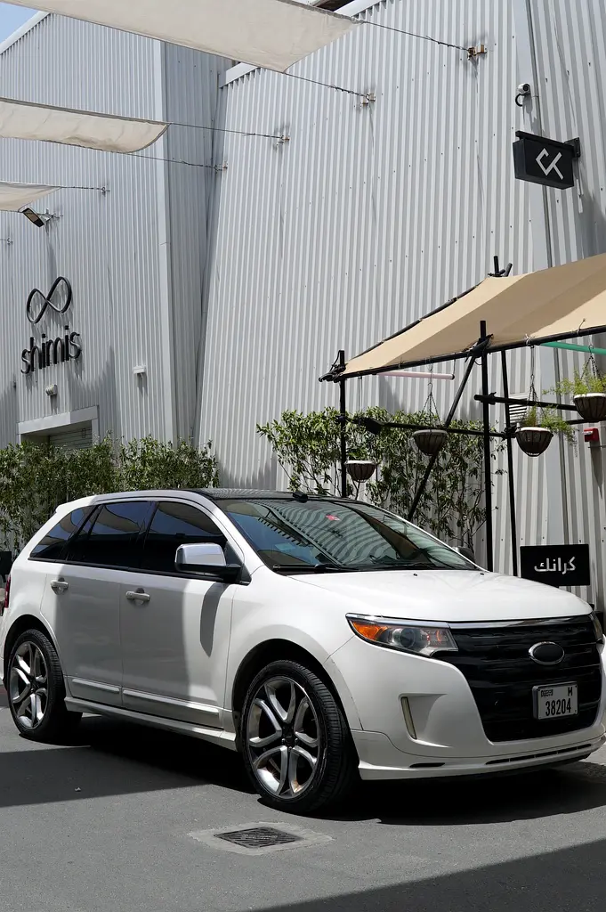Ford Edge 2013 — photo 1 of 15