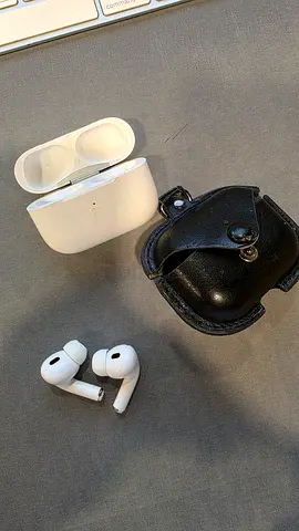 Apple AirPods Pro 2 (must read)