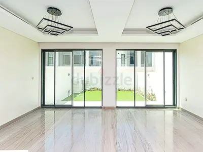 WOW DEAL VACANT 3 BD RM +LAUNDRY RM IN DAMAC HILLS BELAIR  PETS ALLOWED LANDSCAPED GARDEN DHS 170K
