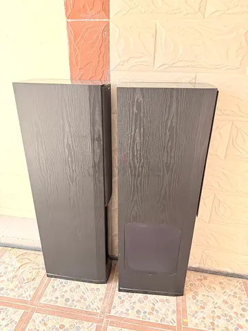 Jamo S608 floor standing tower speaker pair