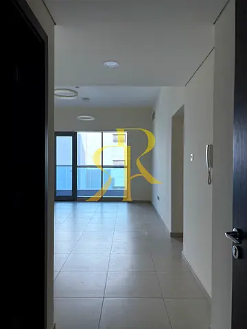 🌆 LARGE 1BR | BRIGHT FRONT VIEW | PRIME CENTRAL LOCATION