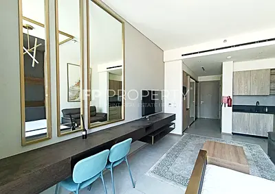 Flexible Cheques| Vacant |Amazing View