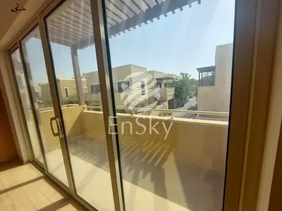 special location -used only 2 years - extra 2 room - extra 1 maid room