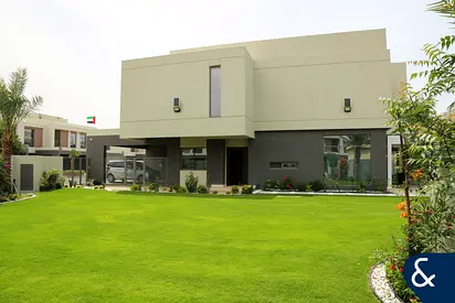 Luxury Villa | Fully Upgraded | 5682.27 sqft
