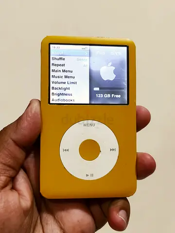 Apple ipod classic 6th generation 160gb customized Matt yellow