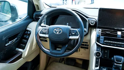 2025 Toyota LAND CRUISER 照片 16
