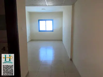 النعيميه 1 على شارع خليفه شقه للإيجار السنوى غرفتين