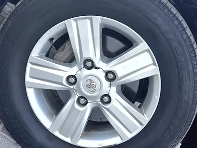 2014 Toyota LAND CRUISER 照片 14