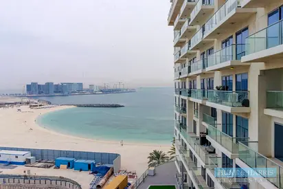 Spacious Two Bedroom Apartment for Rent - Al Marjan Island - Sea view