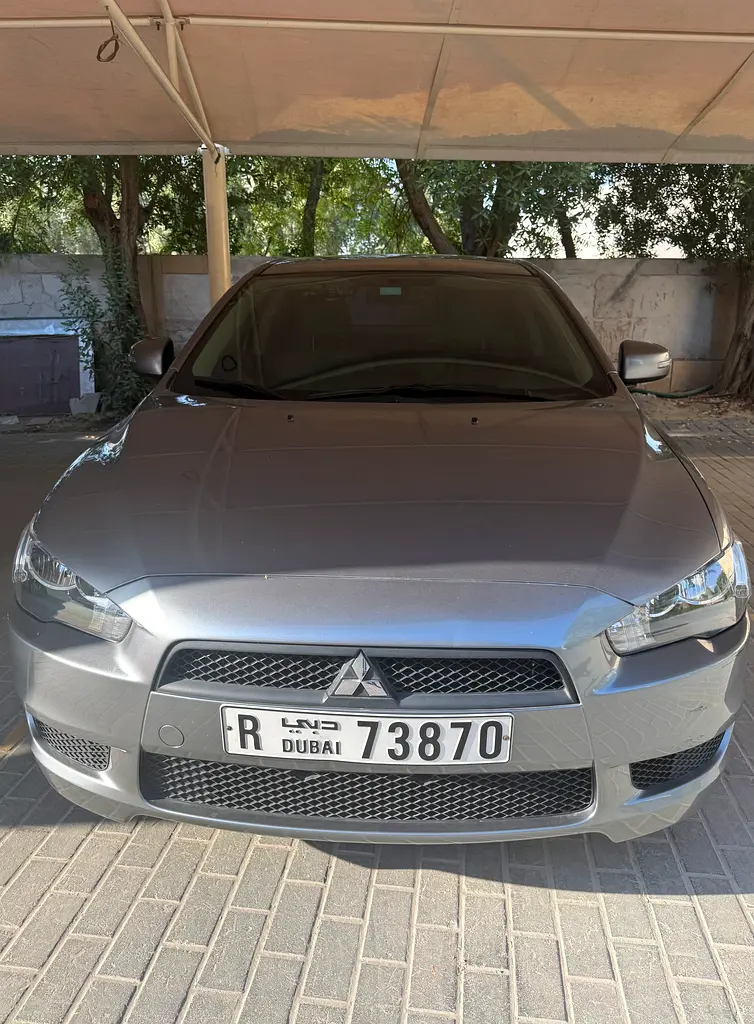 Mitsubishi Lancer 2015 — photo 1 of 12