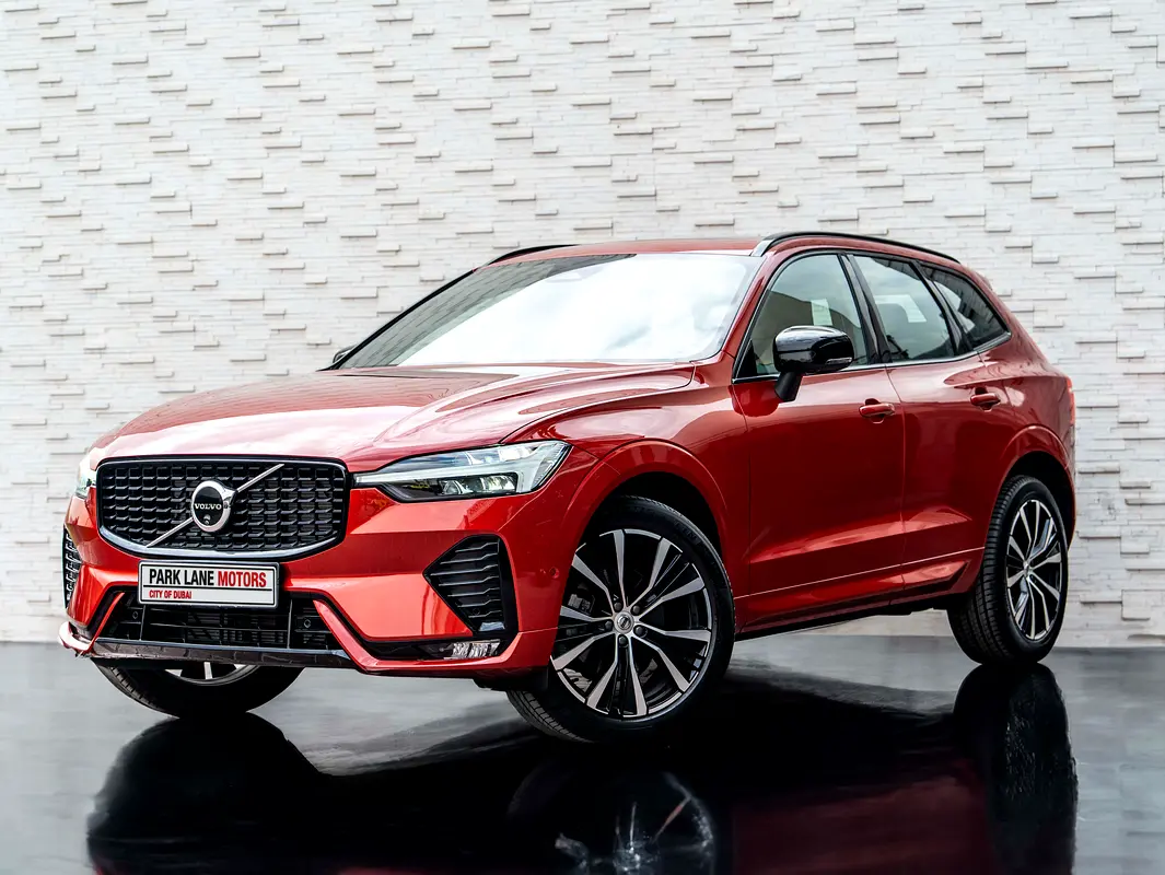Volvo XC60 2024 — photo 1 of 19