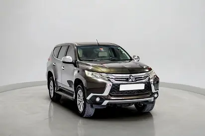 2017 Mitsubishi Montero Sport Gls 2wd 3.0L | GCC Specifications