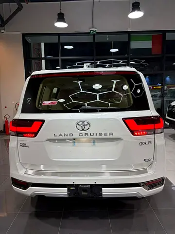 2026 Toyota LAND CRUISER 照片 4